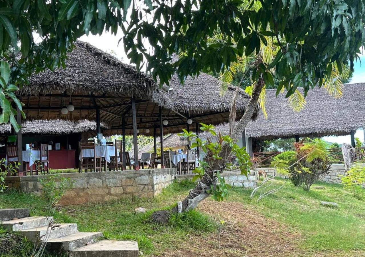 Wings Hotels Nosy-Be Buitenkant foto